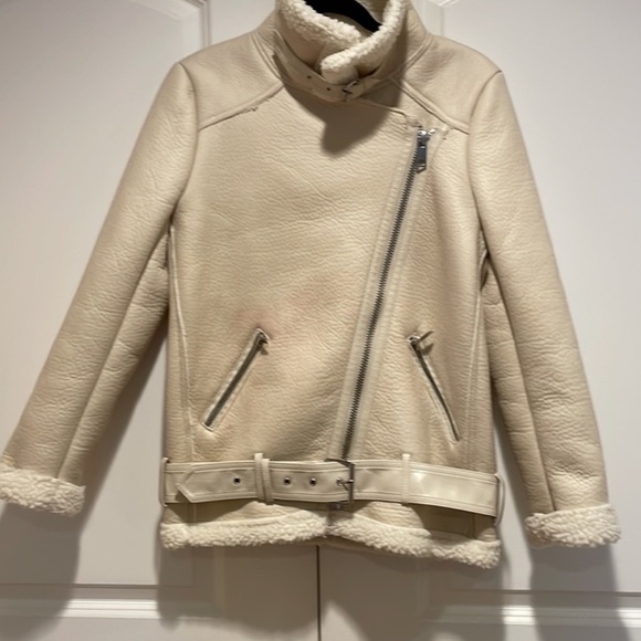 Zara White Faux Fur Aviator lined with Shearling - Picture 2 of 6